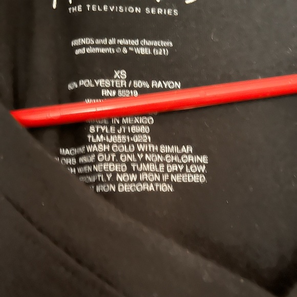 Friends V-NECK Shirt - Picture 3 of 4